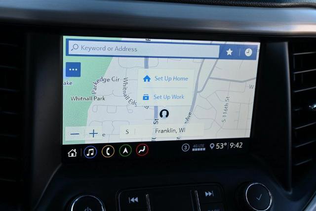 Used 2020 GMC Acadia Denali w/ Trailering Package image 37