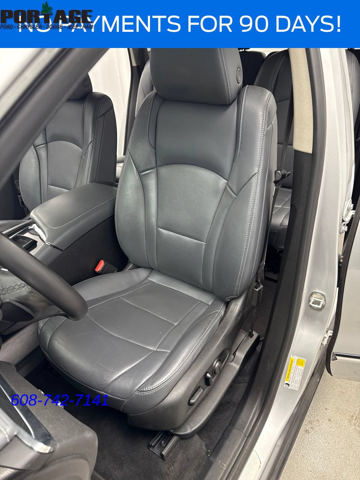 Used 2021 Buick Enclave Essence FWD image 9