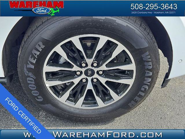Certified 2025 Ford Expedition Platinum AWD/4WD image 5