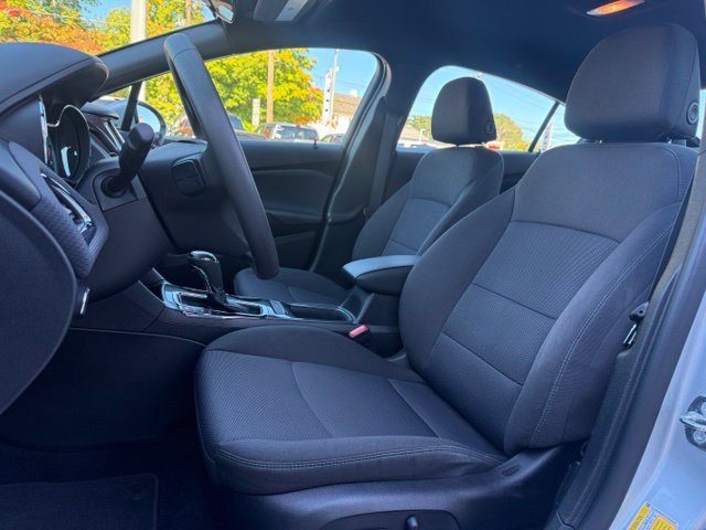 Used 2018 Chevrolet Cruze LT w/ Convenience Package FWD image 23