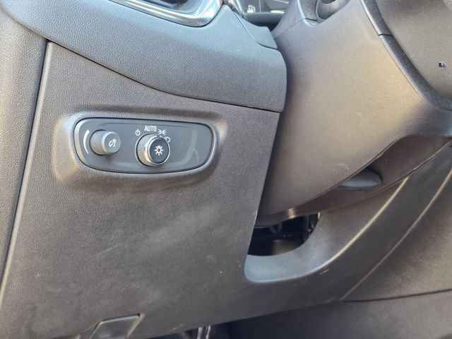 Used 2024 Chevrolet Equinox LS image 15