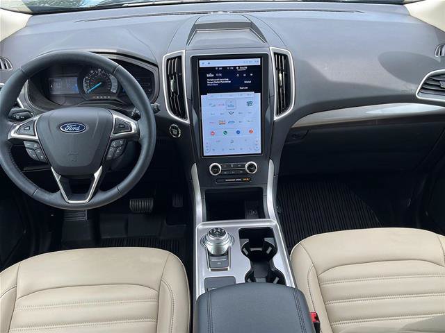 Certified 2024 Ford Edge SEL w/ Convenience Package AWD/4WD image 18