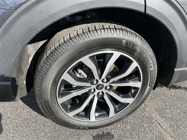 Certified 2020 Ford Explorer ST w/ Premium Technology Package image 10