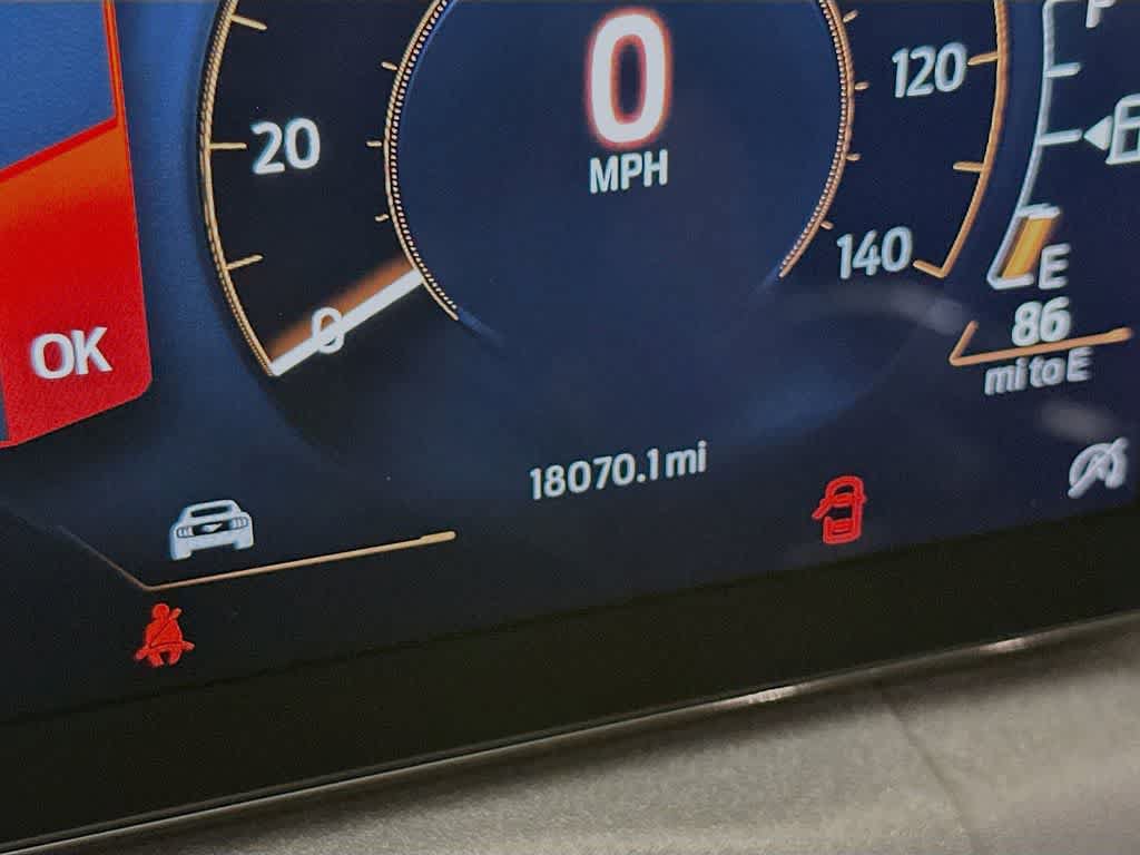 Certified 2024 Ford Mustang Coupe RWD image 18