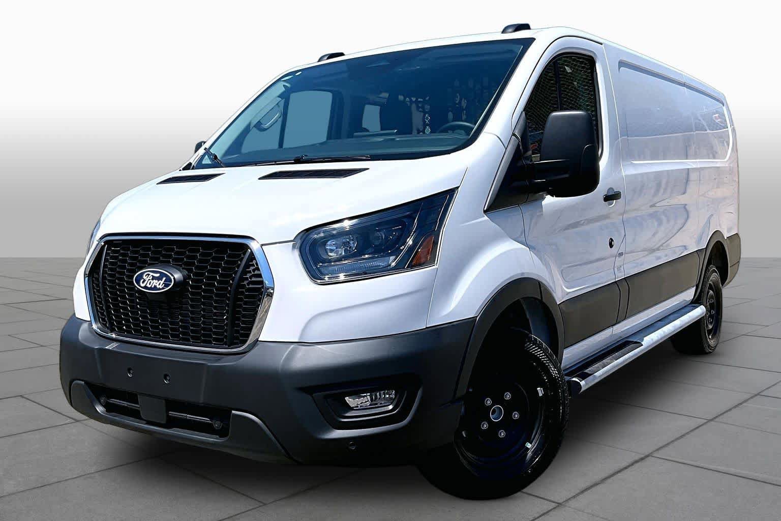 Certified 2026 Ford Transit 250 Low Roof RWD image 35