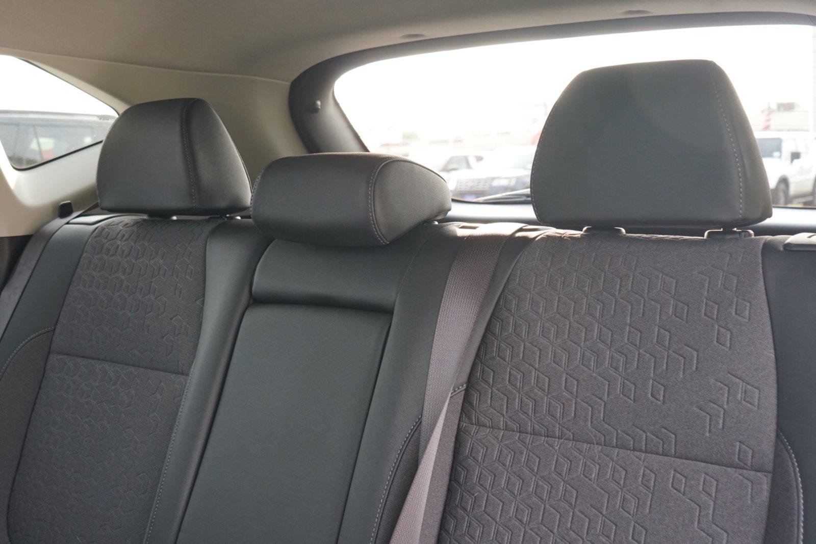 Used 2025 Kia Seltos S AWD/4WD image 24