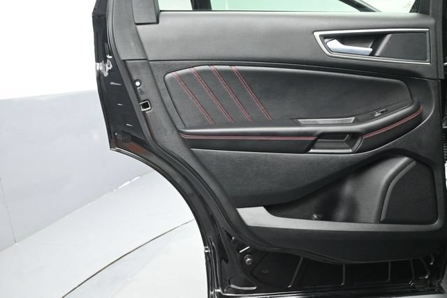Certified 2024 Ford Edge ST-Line AWD/4WD image 23