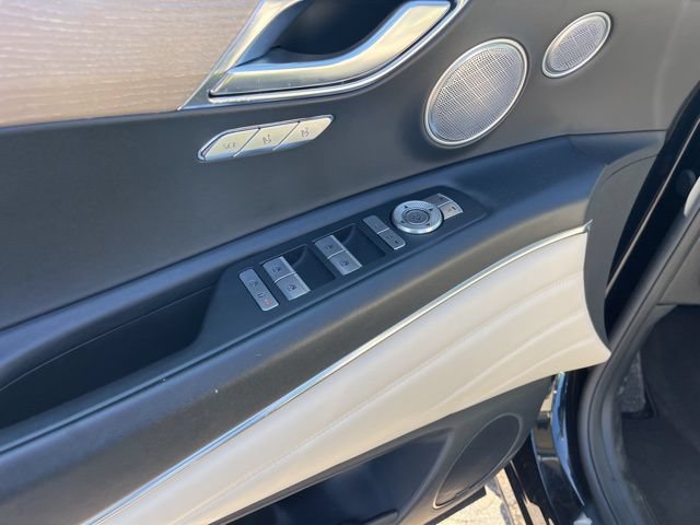 Used 2023 Genesis GV80 2.5T w/ Advanced Package AWD/4WD image 18