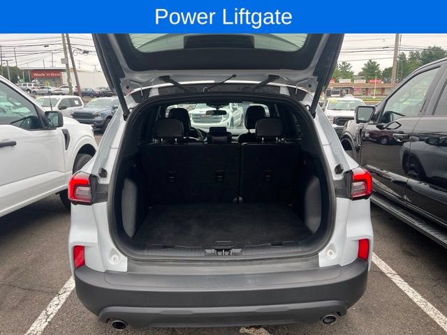 Certified 2025 Ford Escape ST-Line Select AWD/4WD image 6