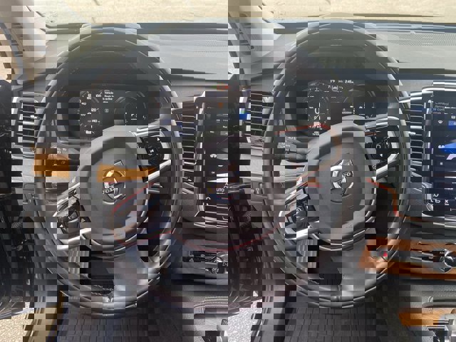 Used 2022 Volvo XC90 T8 Inscription Expression w/ Advanced Package image 14