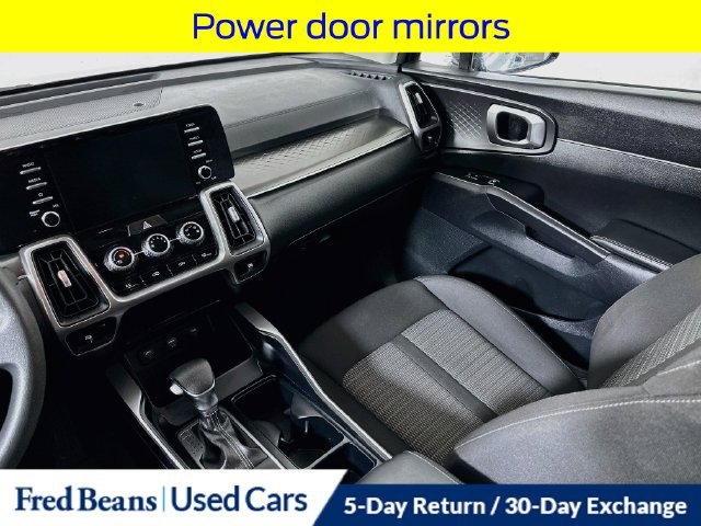 Used 2022 Kia Sorento LX FWD image 26