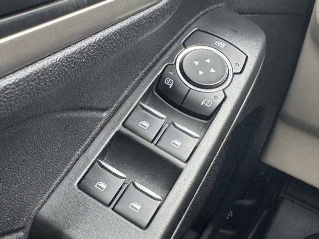 Certified 2022 Ford Escape SE w/ Cold Weather Package image 27