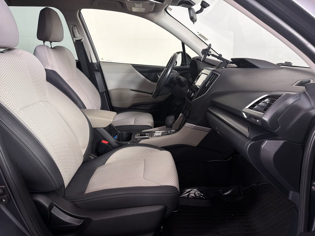 Used 2022 Subaru Forester Premium AWD/4WD image 21