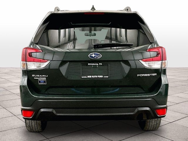 Used 2023 Subaru Forester Premium AWD/4WD image 4