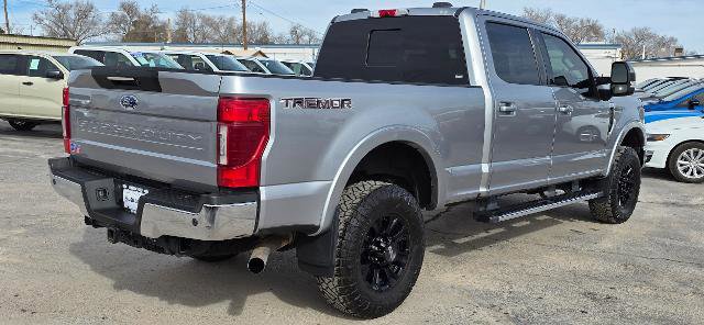 Certified 2021 Ford F350 Lariat w/ Tremor Off-Road Package AWD/4WD image 4