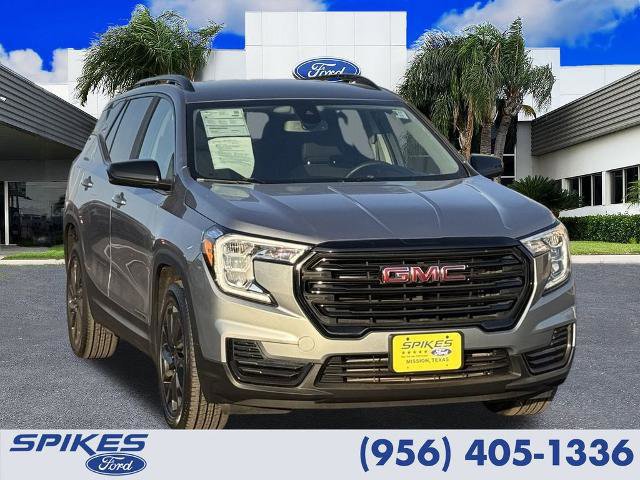 Used 2024 GMC Terrain SLE w/ Driver Convenience Package image 7