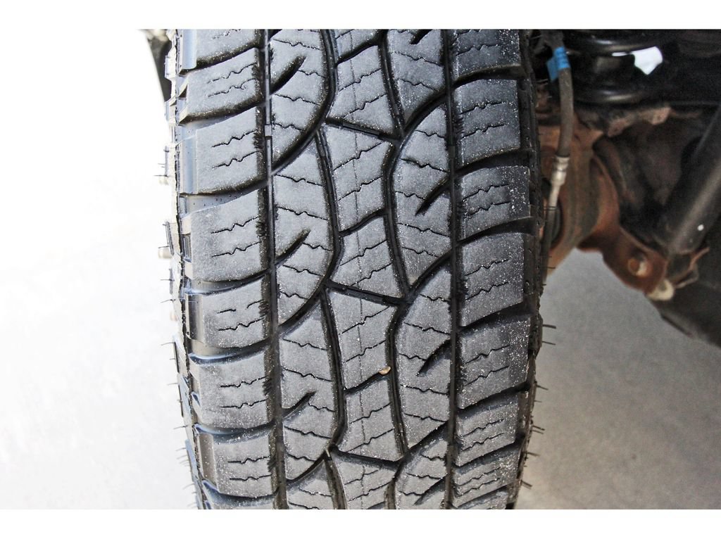 Certified 2025 Ford F350 XLT w/ FX4 Off-Road Package AWD/4WD image 31