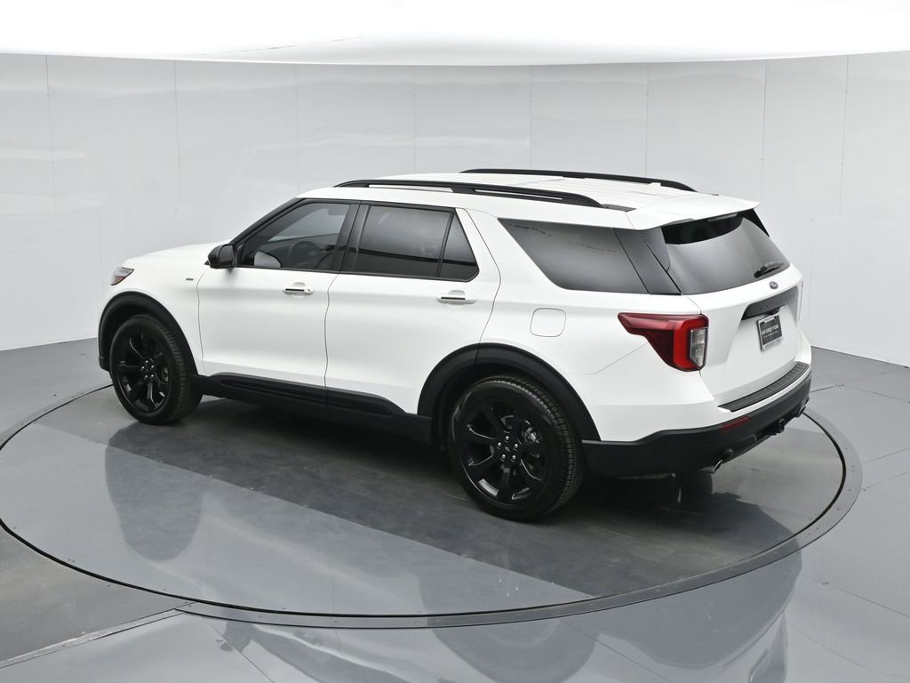 Certified 2023 Ford Explorer ST-Line w/ Class IV Trailer Tow Package image 38