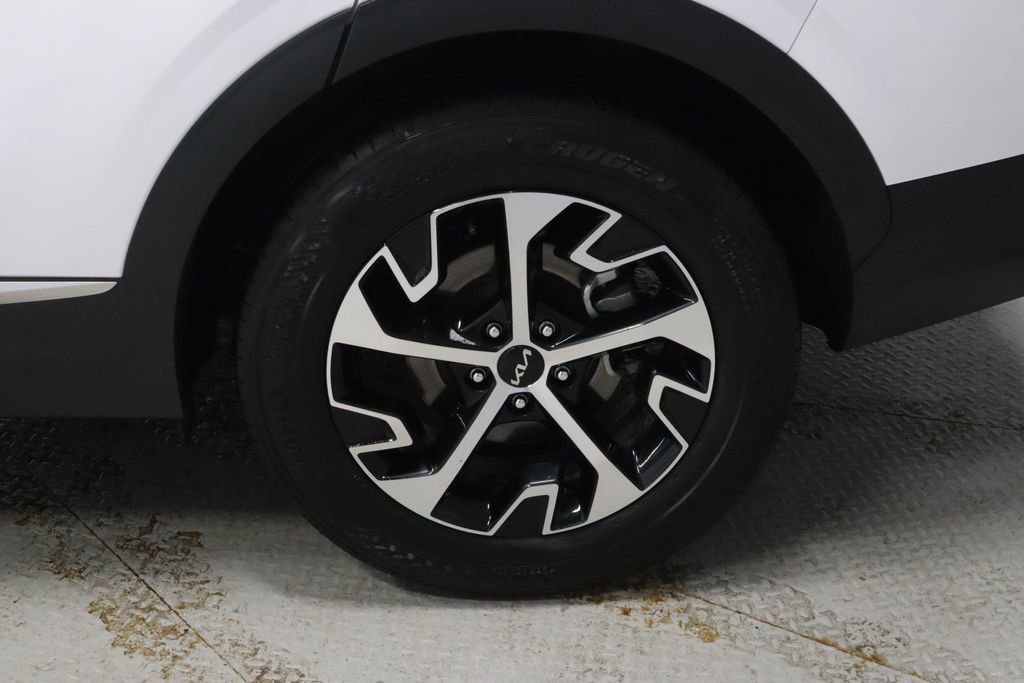 Used 2023 Kia Sportage EX image 20