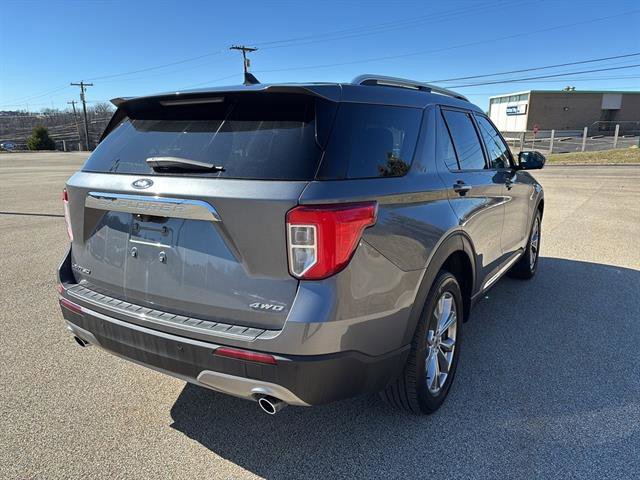 Certified 2022 Ford Explorer Limited w/ Equipment Group 301A image 5
