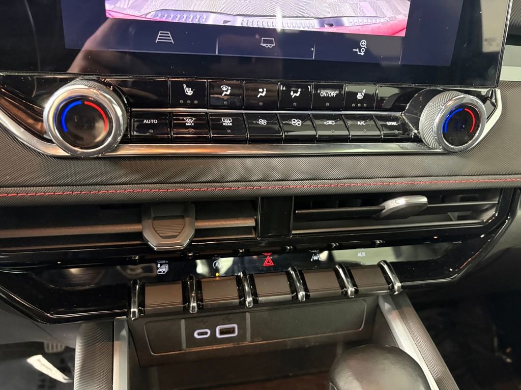 Used 2023 Chevrolet Colorado Z71 w/ Z71 Convenience Package 2 image 20