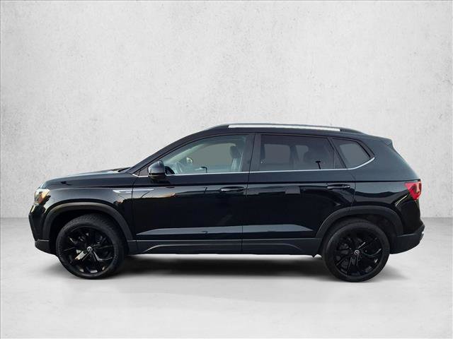 Used 2023 Volkswagen Taos SE w/ Black Wheel Package FWD image 9