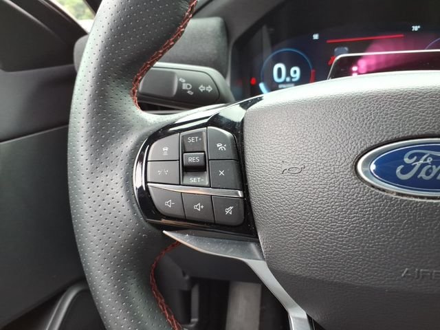 Certified 2025 Ford Explorer ST-Line AWD/4WD image 24