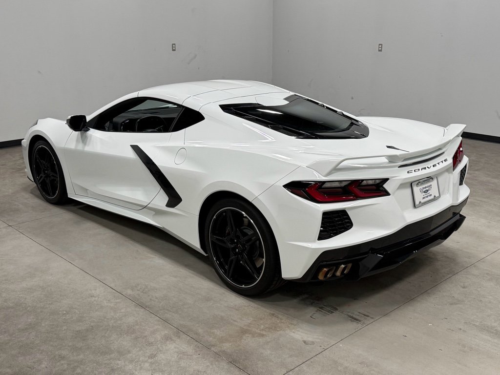 Used 2022 Chevrolet Corvette Stingray Coupe w/ Z51 Performance Package image 6