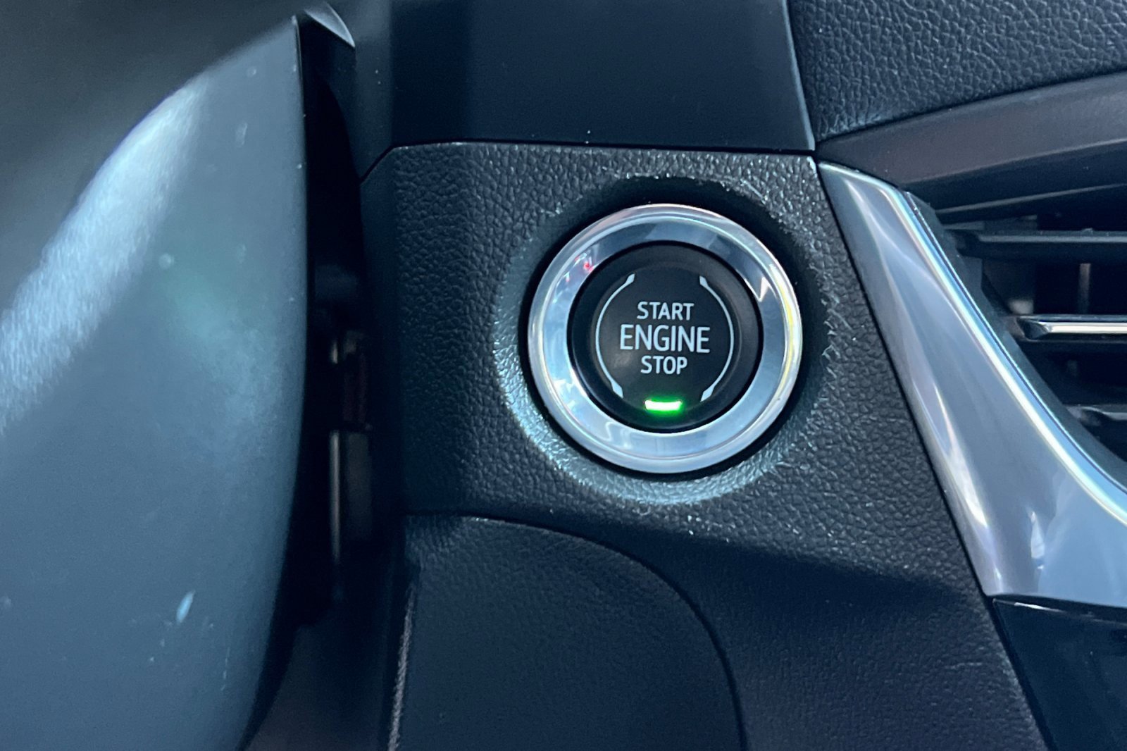 Used 2024 Buick Encore GX Sport Touring image 23