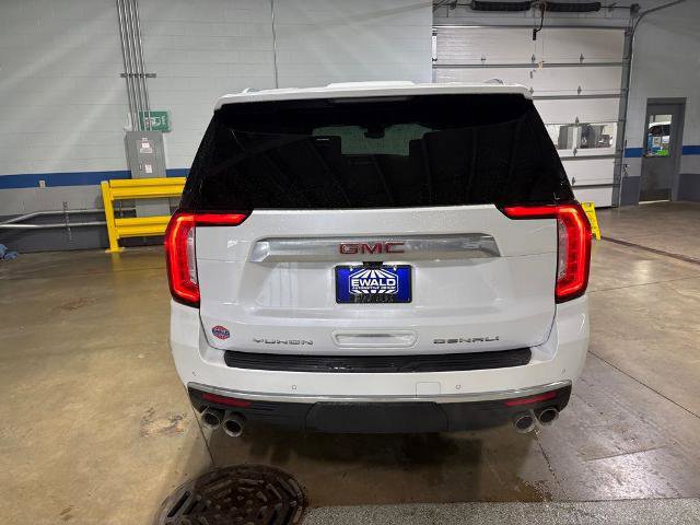 Used 2023 GMC Yukon XL Denali w/ Denali Reserve Package image 4
