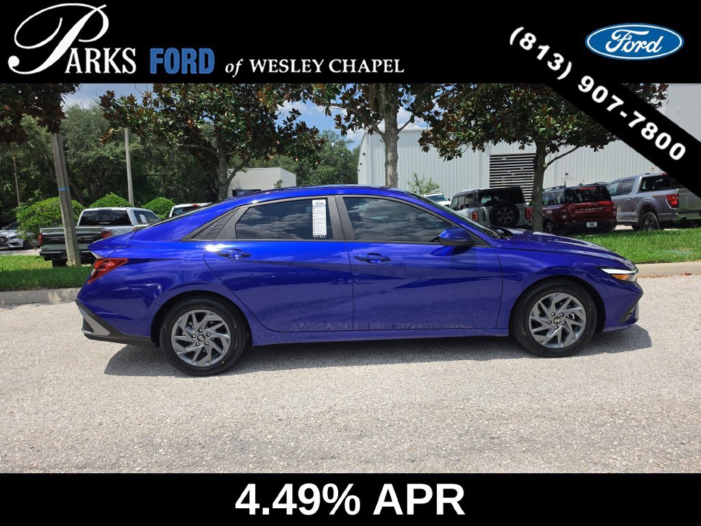 Used 2024 Hyundai Elantra SEL FWD image 4