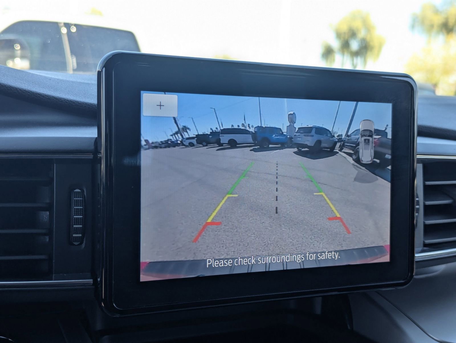 Certified 2022 Ford Explorer XLT w/ Equipment Group 202A image 23