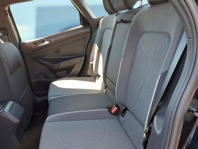 Used 2025 Volkswagen Jetta Sport FWD image 20
