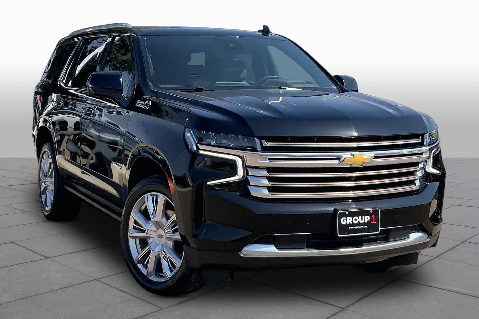 Used 2023 Chevrolet Tahoe High Country w/ Premium Package 2 AWD/4WD image 3