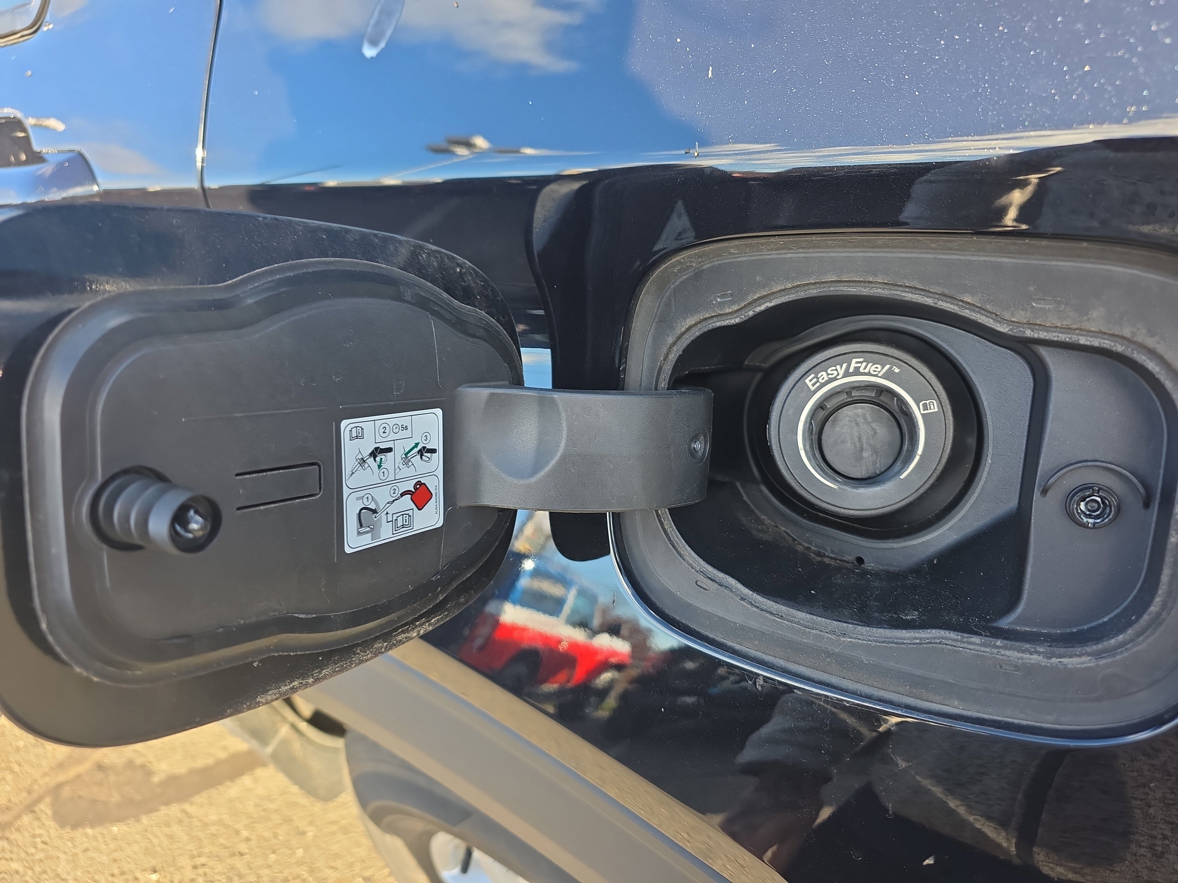 Certified 2022 Ford Explorer XLT w/ Equipment Group 202A image 15