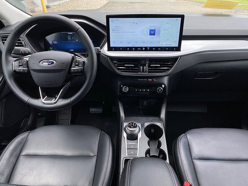 Certified 2025 Ford Escape Platinum AWD/4WD image 21