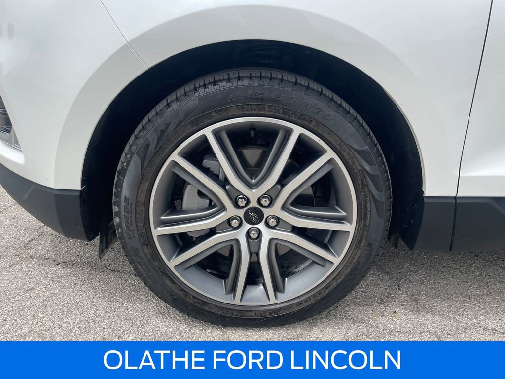 Certified 2024 Ford Edge Titanium w/ Equipment Group 301A AWD/4WD image 30