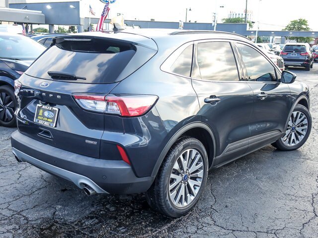 Certified 2022 Ford Escape Titanium AWD/4WD image 8
