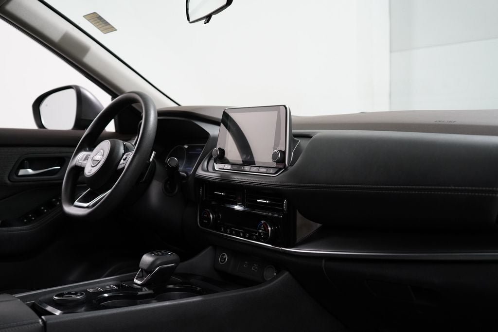 Used 2022 Nissan Rogue SV AWD/4WD image 32