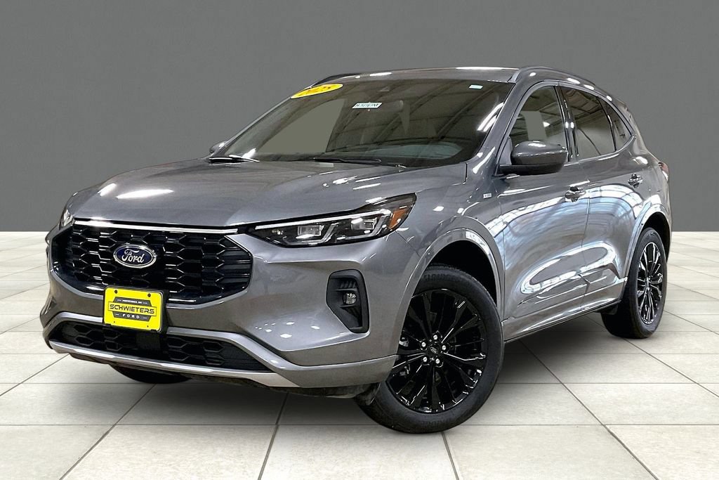 Certified 2025 Ford Escape ST-Line Elite AWD/4WD image 2