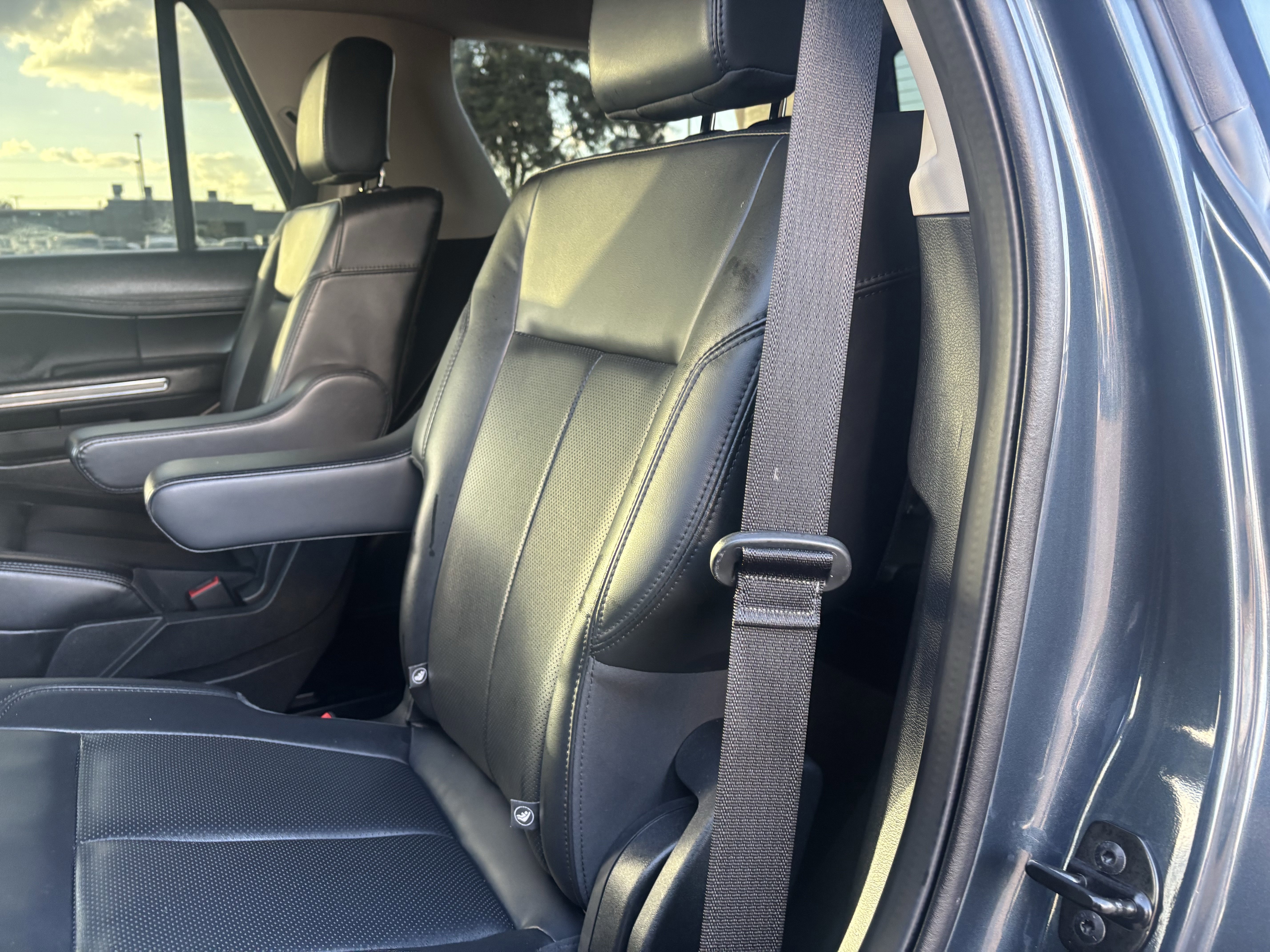 Certified 2022 Ford Expedition XLT image 16