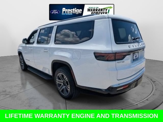 Used 2024 Jeep Wagoneer L Series II w/ Flexible Seating Group RWD image 7