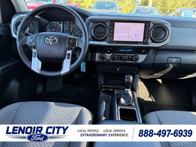 Used 2021 Toyota Tacoma SR5 AWD/4WD image 23