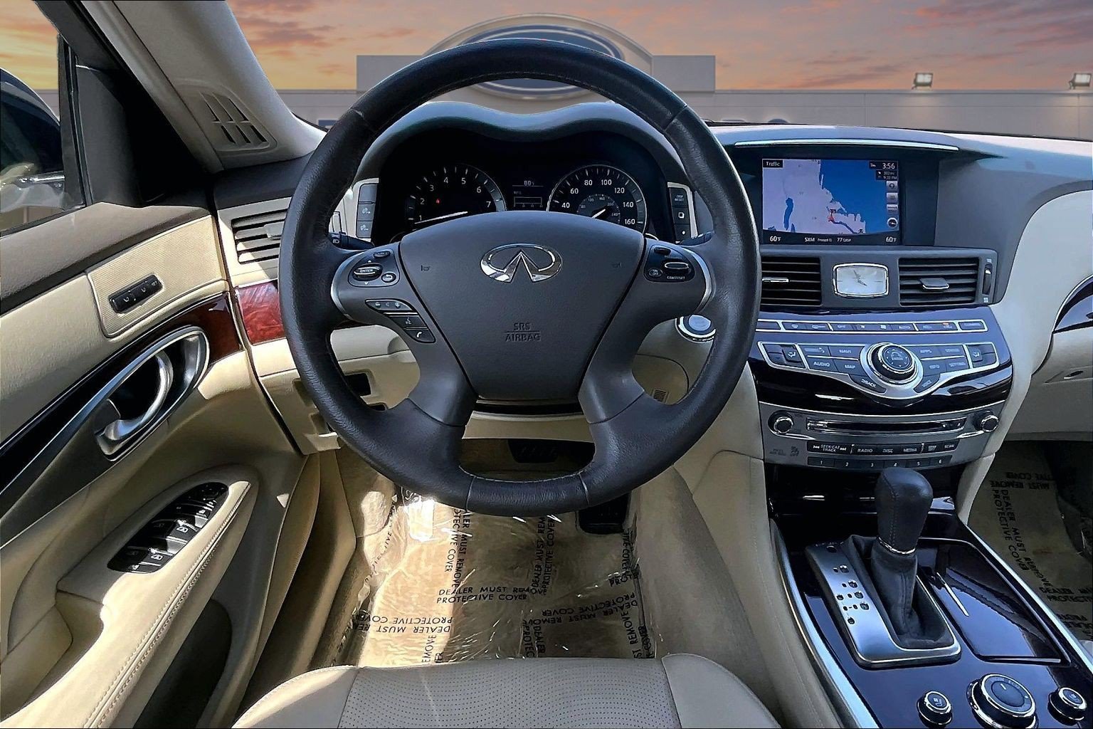 Used 2019 INFINITI Q70 Luxe AWD/4WD image 5