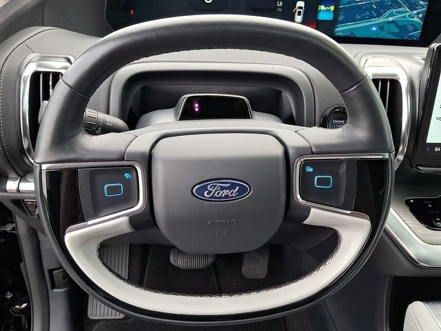 Certified 2025 Ford Expedition Max Platinum w/ Driver's Package AWD/4WD image 16