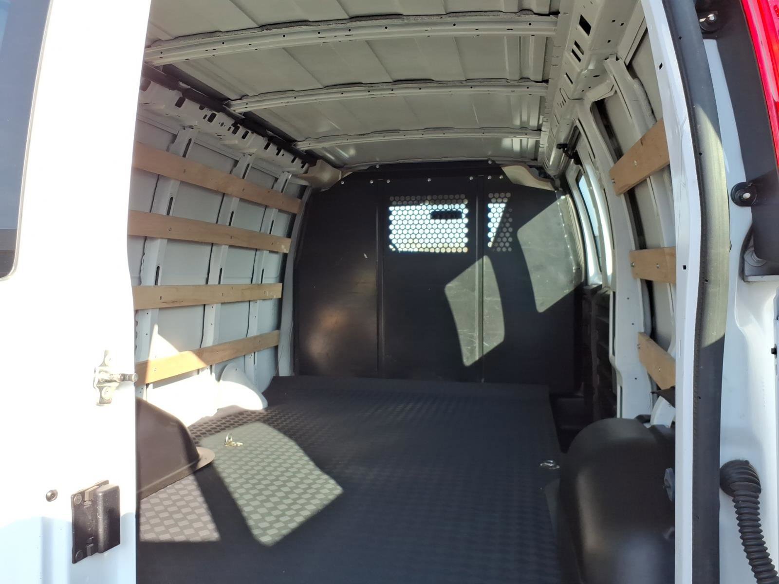 Used 2024 Chevrolet Express 2500 w/ Driver Convenience Package image 10