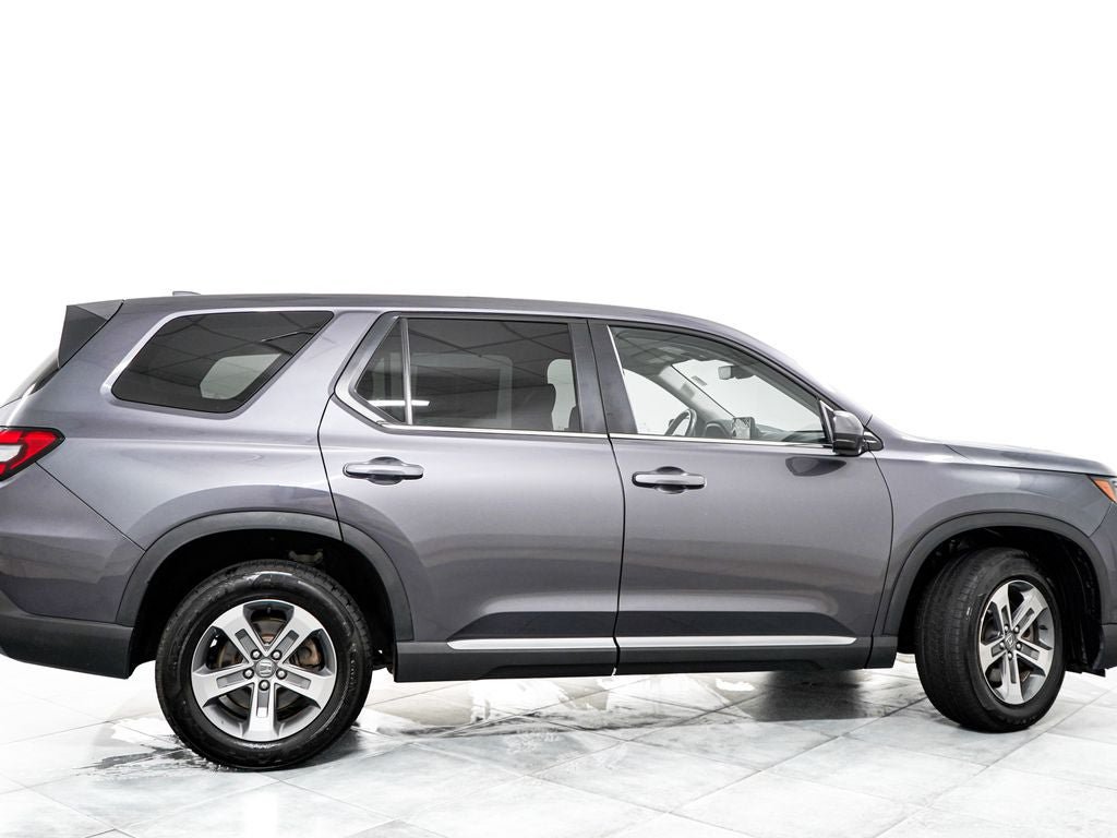 Used 2023 Honda Pilot EX-L image 7