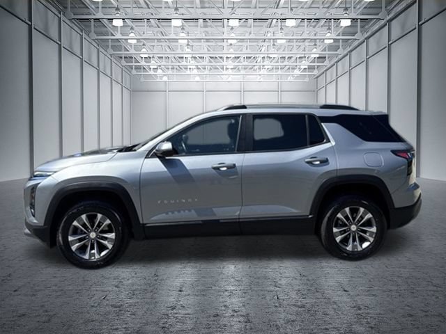 Used 2025 Chevrolet Equinox LT w/ Convenience Package II AWD/4WD image 3
