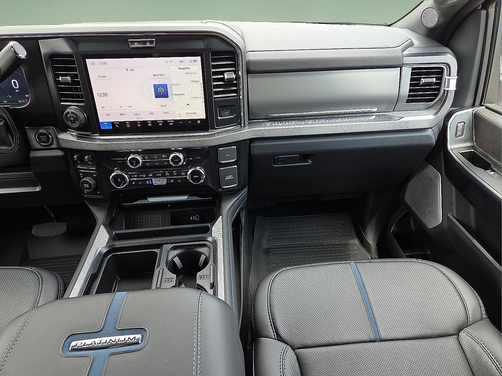Certified 2025 Ford F250 Platinum AWD/4WD image 9