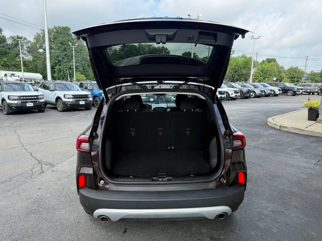Certified 2023 Ford Escape Active w/ Tech Pack #2 AWD/4WD image 7